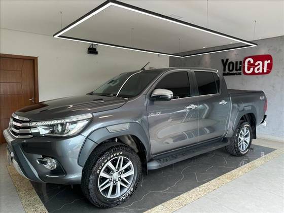 TOYOTA HILUX 2.8 SRX 4X4 CD 16V DIESEL 4P AUTOMÁTICO
